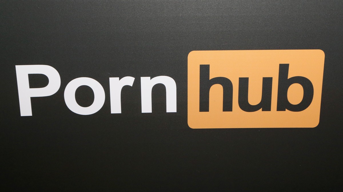 Meta permanently bans Pornhub's Instagram account for "repeatedly violating" its policies, after a three-week suspension and ToS breaches accruing over 10 years (Samantha Cole/VICE)
