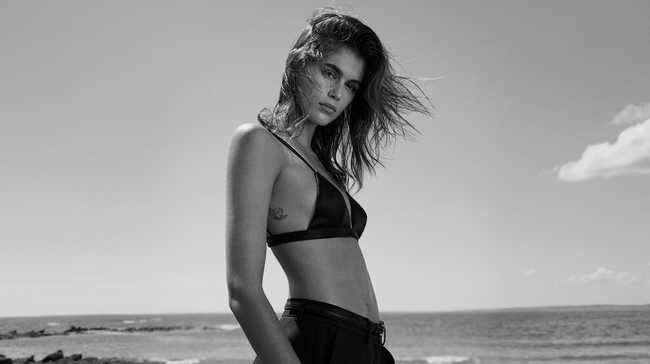 Black Naked Beach Beauty - Kaia Gerber - i-D