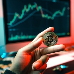 Cum investești în Bitcoin | XTB