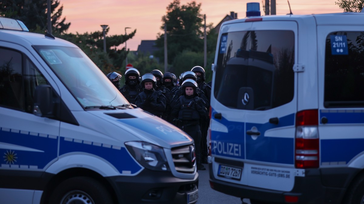 Refugees are being targeted by Kremlin sympathizers in Germany