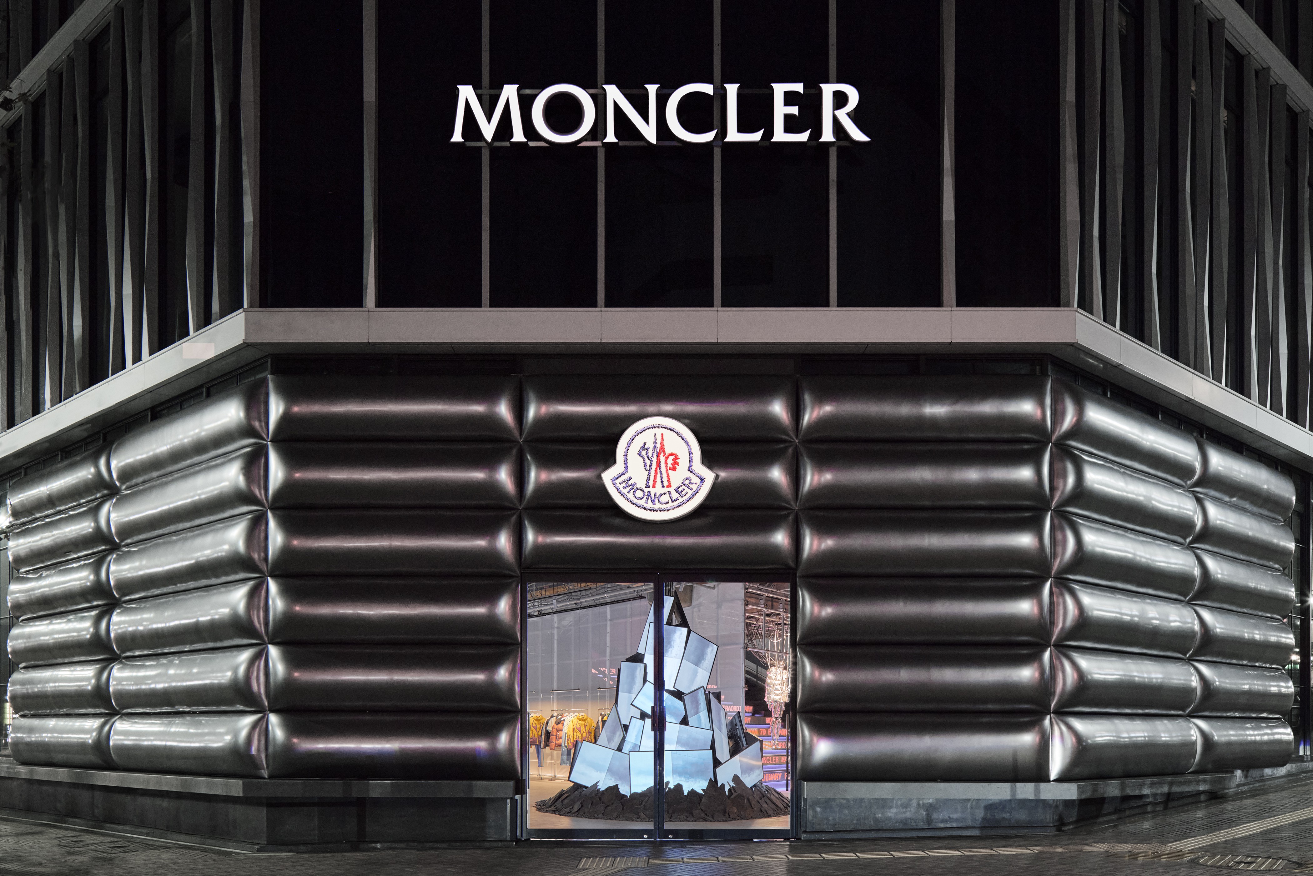 70周年を迎えたMONCLERによる没入型ポップアップストアが開催中