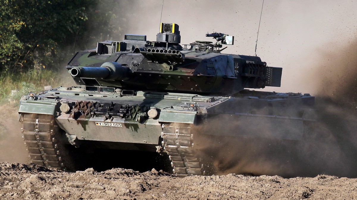 ‘Nazi Scumbags’: Russia’s Chill Response to Germany Sending Tanks to Ukraine