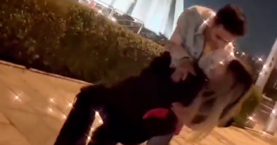 Un jeune couple iranien emprisonné pendant 10 ans pour une vidéo d’eux dansant en public Un jeune couple iranien emprisonné pendant 10 ans pour une vidéo d’eux dansant en public