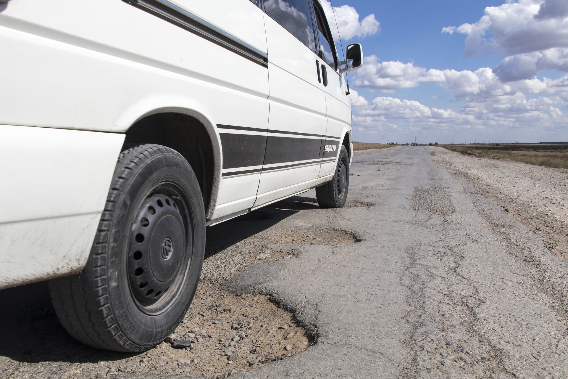 investigasi skala kecil vice: bagaimana cara melaporkan jalan rusak untuk diperbaiki?
