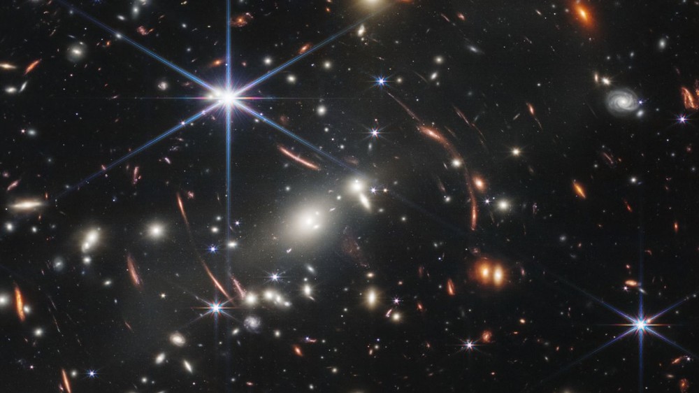 ‘Truly Bizarre’: Scientists Discover Ancient Galaxies That Should Not Exist (vice.com)