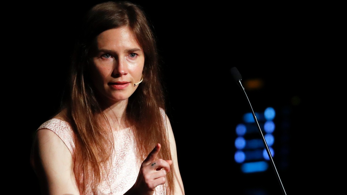 Studying Abroad Is Awesome, Says Amanda Knox, Whose Roommate Was Murdered