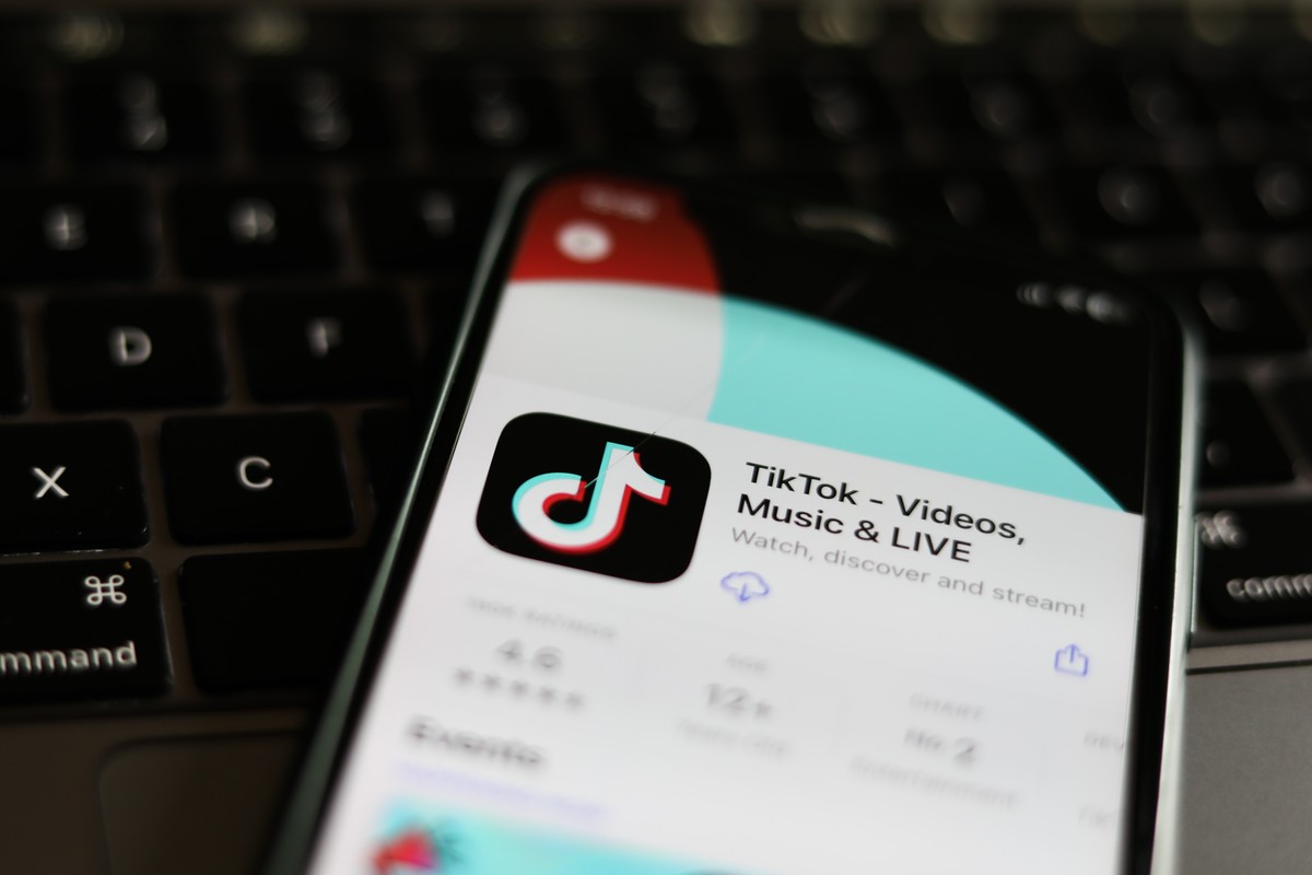 Australia bans TikTok on government devices over security concerns