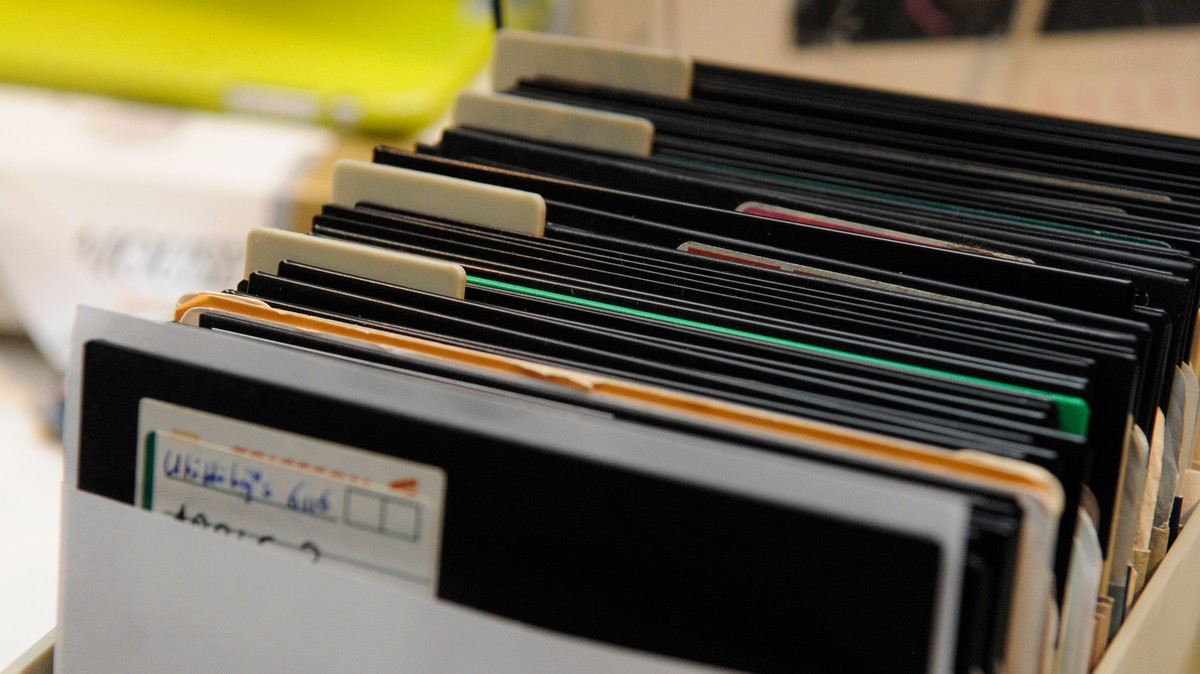 ‘Don’t Copy That Floppy’: The Untold History of Apple II Software Piracy