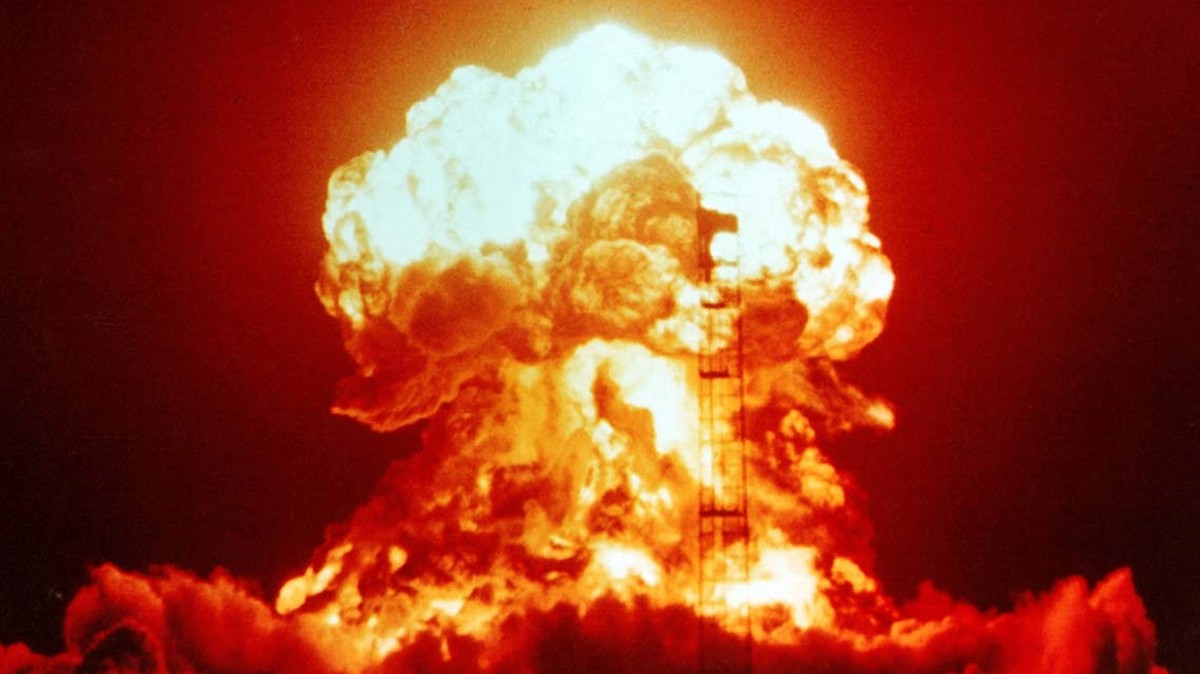 Verified Twitter Accounts Spread Misinfo About Imminent Nuclear Strike