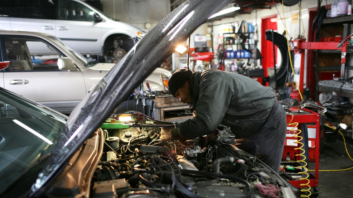 Biden Administration Tells Car Companies to Ignore Right to Repair Law People Overwhelmingly Voted For