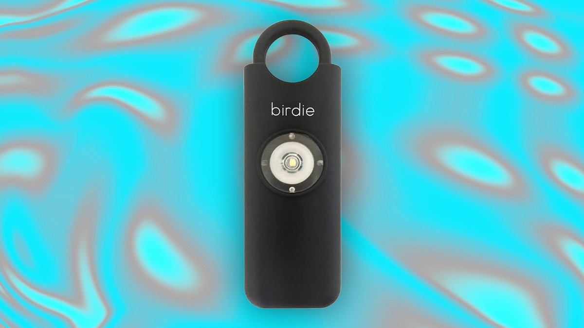 The Birdie Is a Keychain-Sized Safety Device That Helps Me Feel Safe