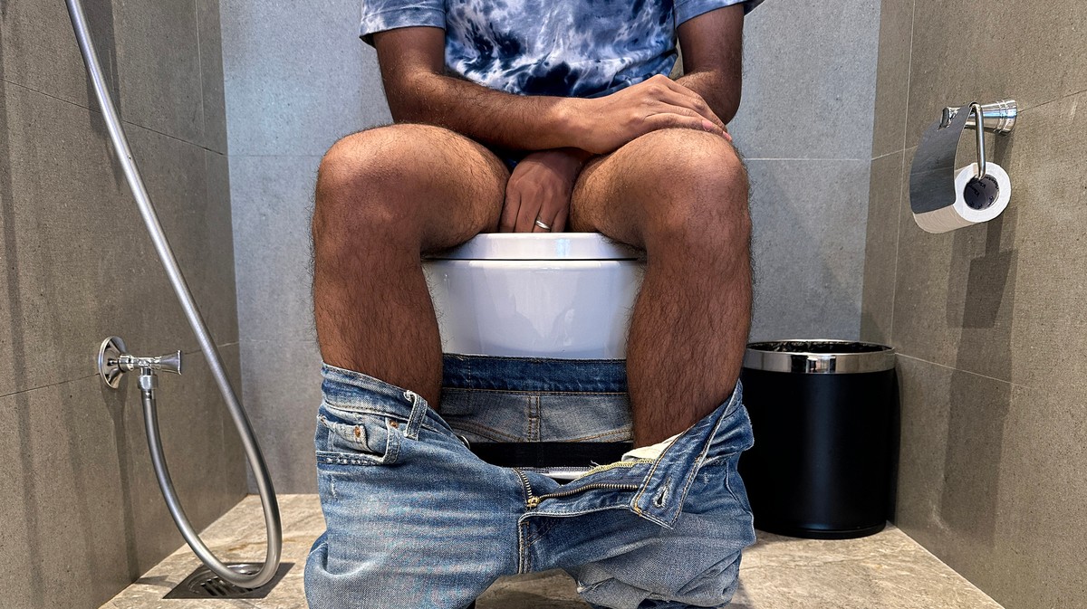 Guys Who Sit Down to Pee: Why?