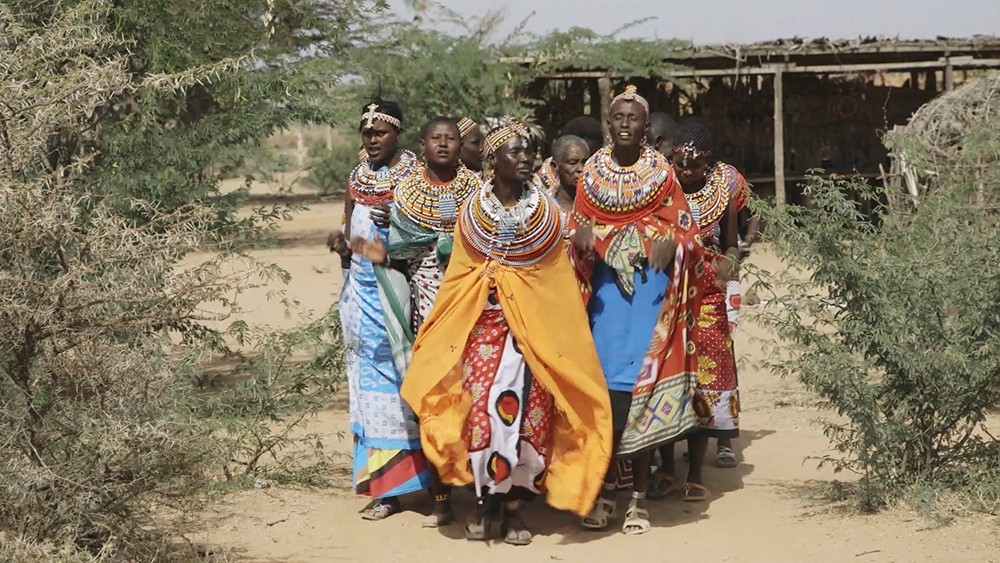 https://video-images.vice.com/images/video/43/lede/no-mans-land-meet-the-women-of-kenyas-umoja-village-1441719800.jpg?crop=0.563xw:1xh;center,top