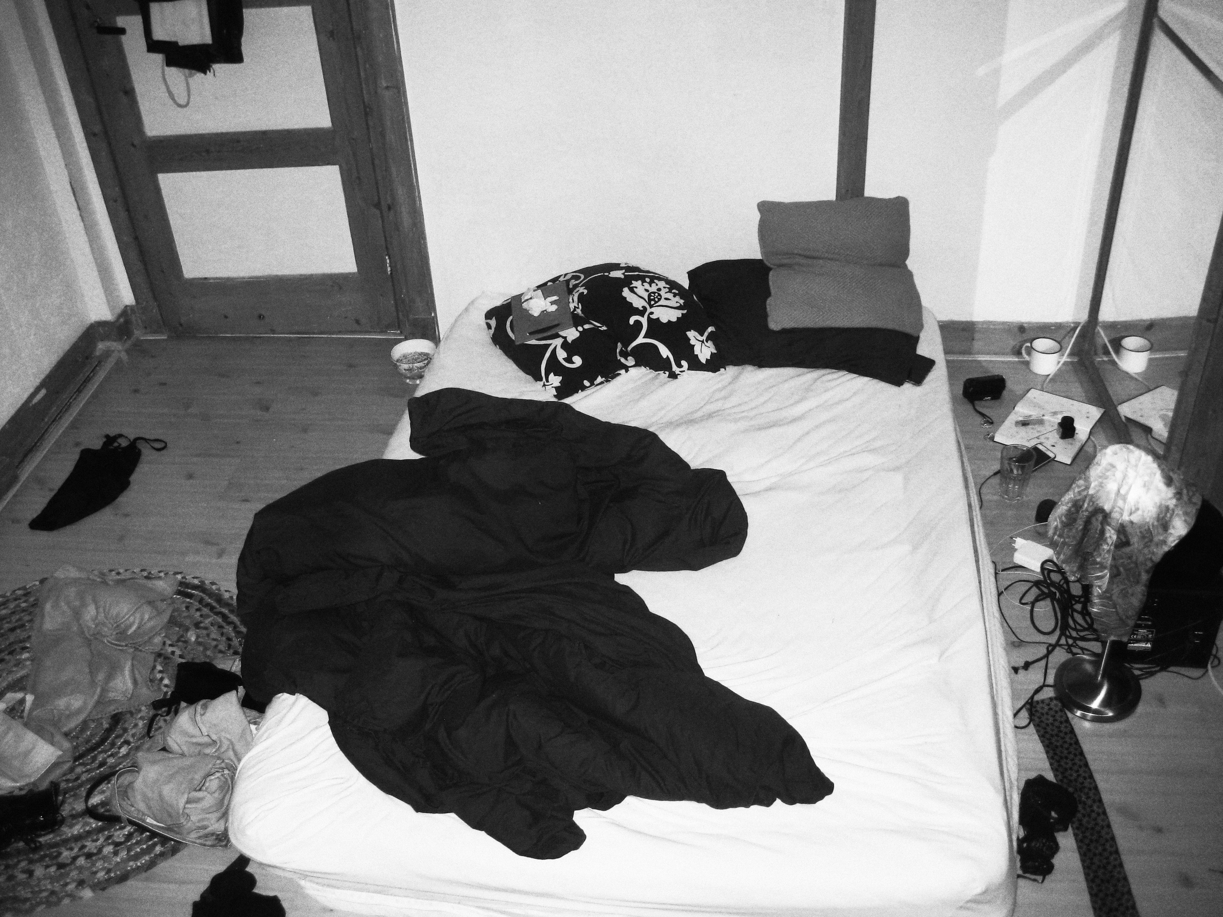 1581685684865-bed-met-eten