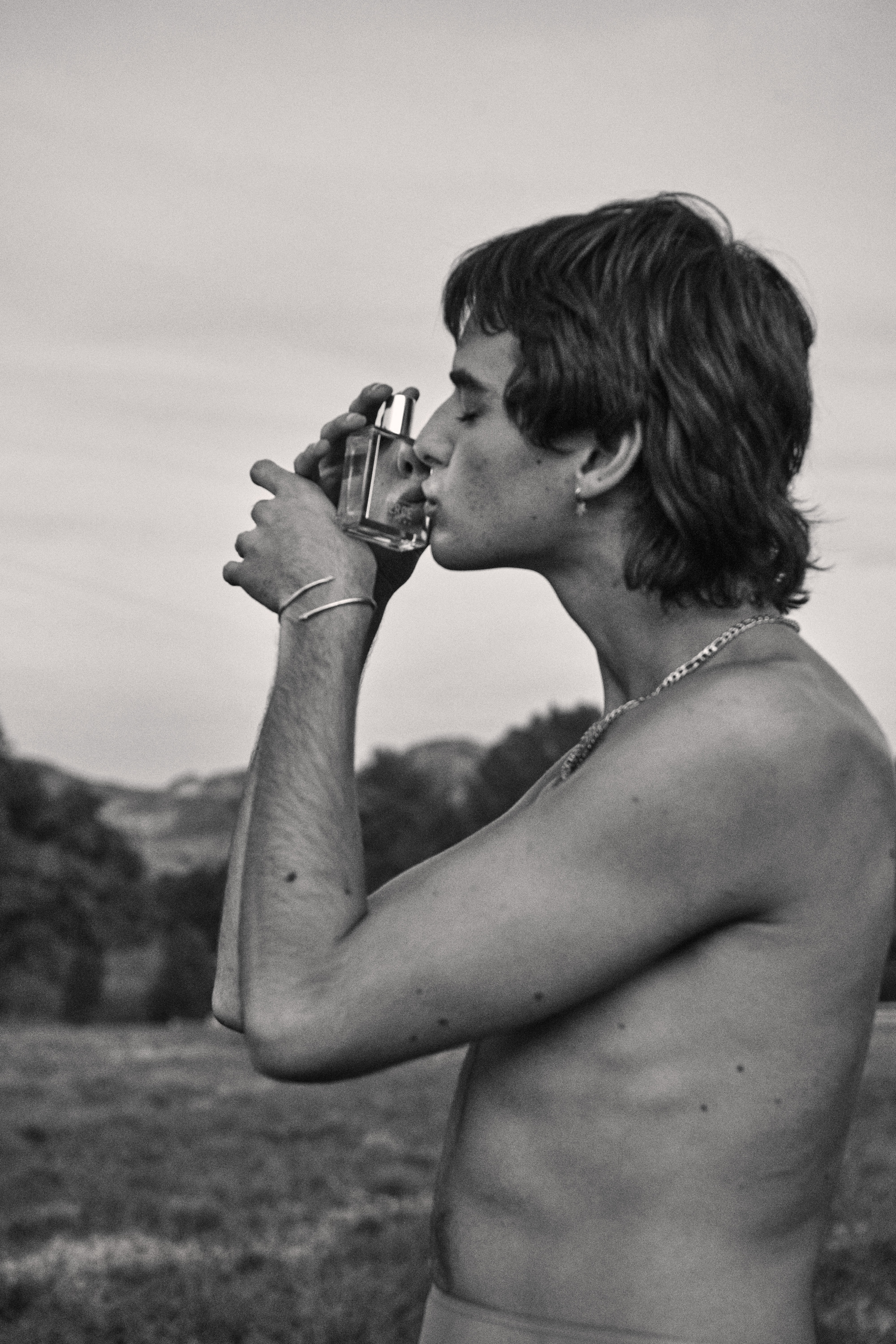 Fernando-Casablancasi-in-abercrombie-and-fitchs-fierce-campaign