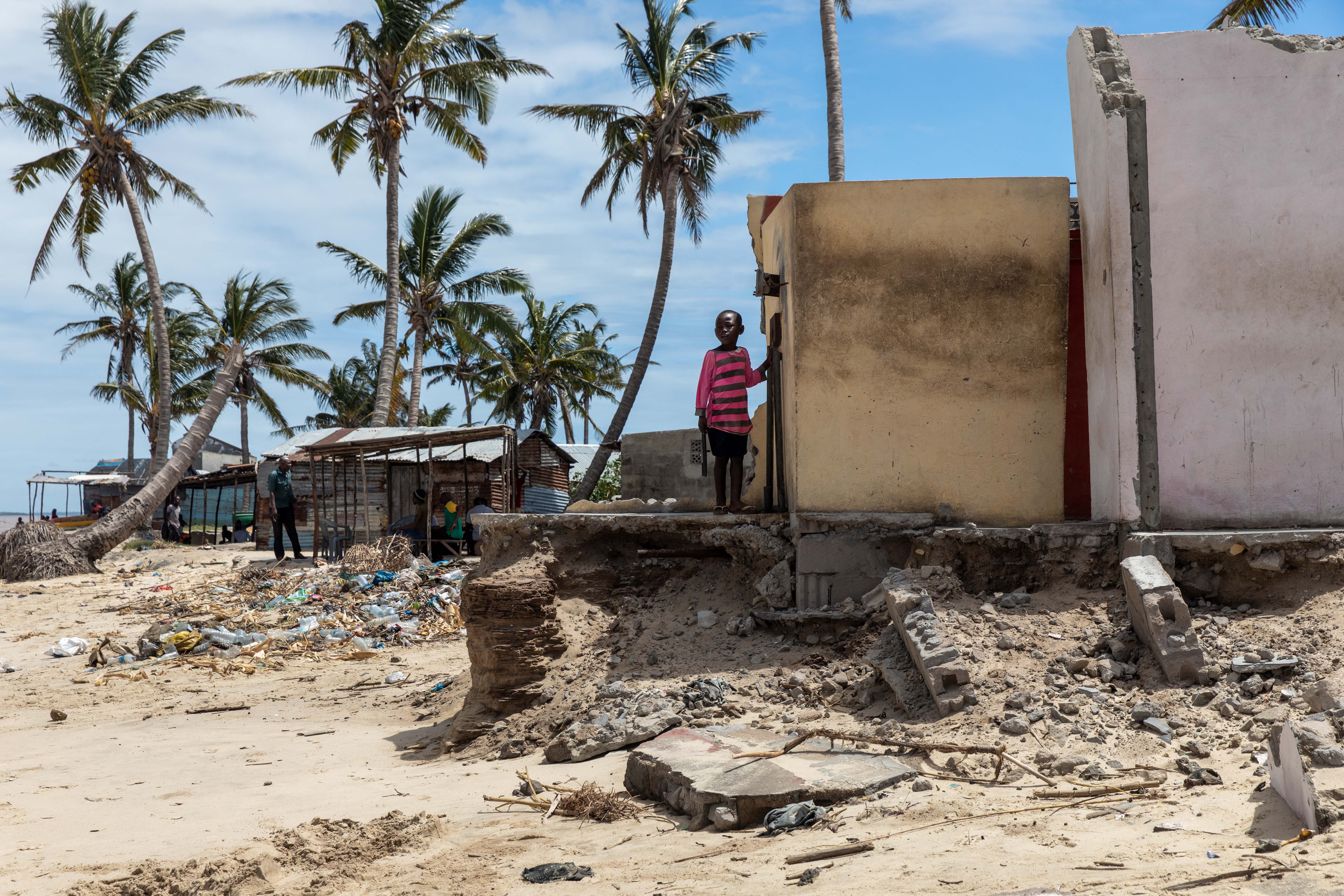 1584379233811-Mozambique-5