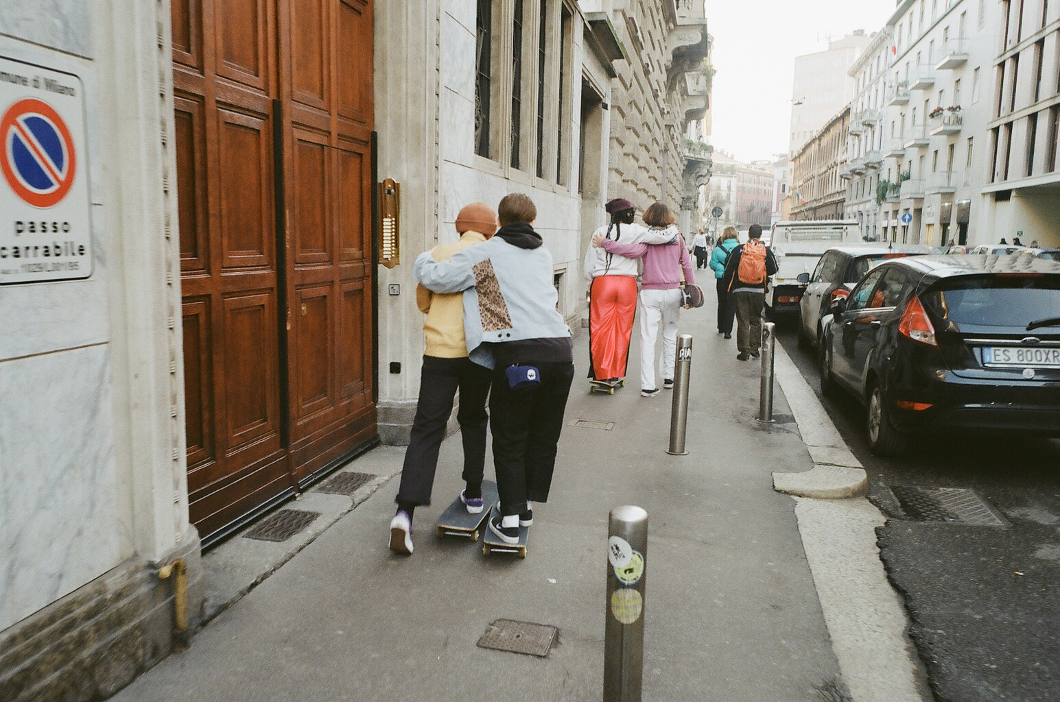 1585731922023-7_queerskate_milano_braindead