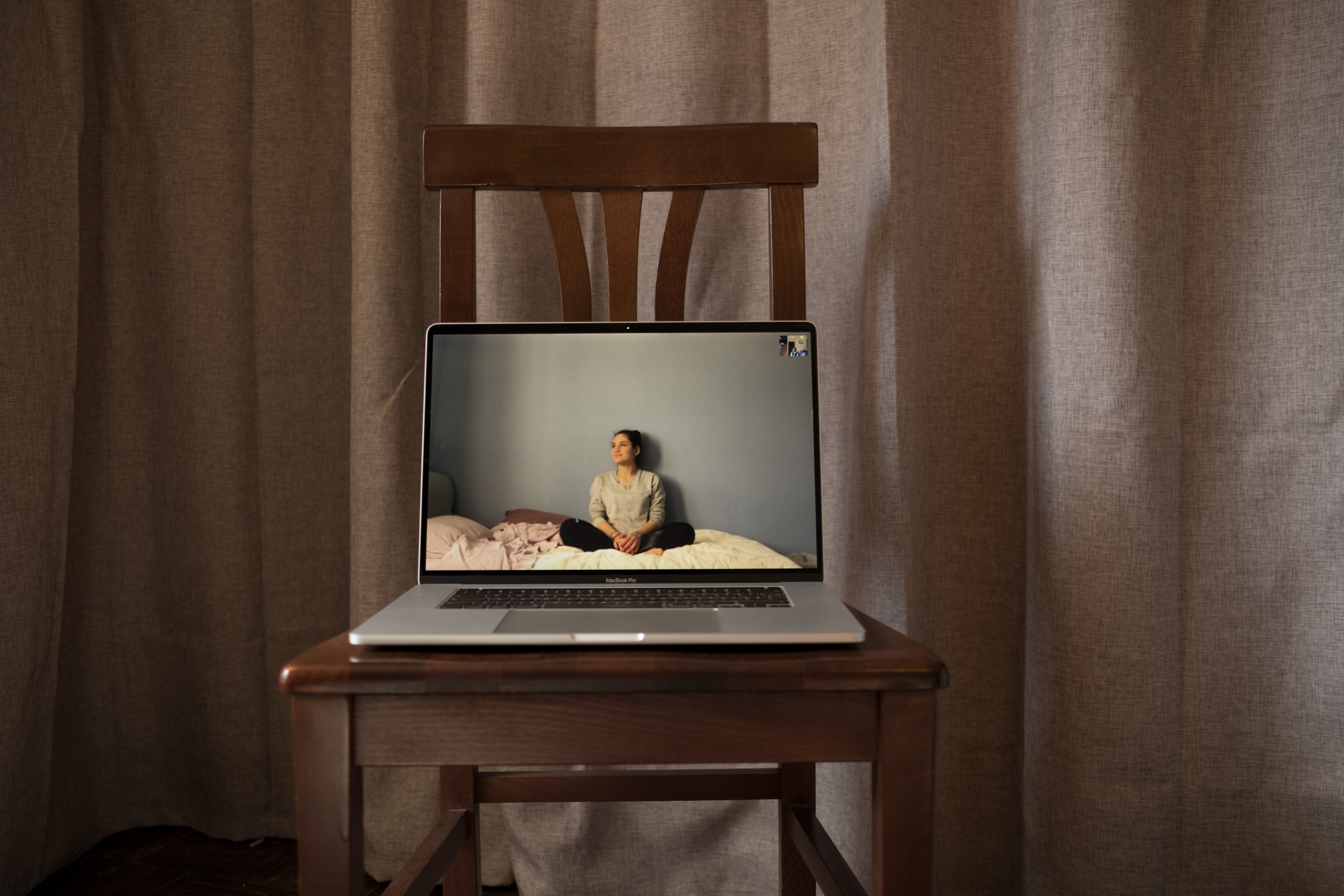 Giulia Frigieri: progetto fotografico in quarantena sugli adolescenti