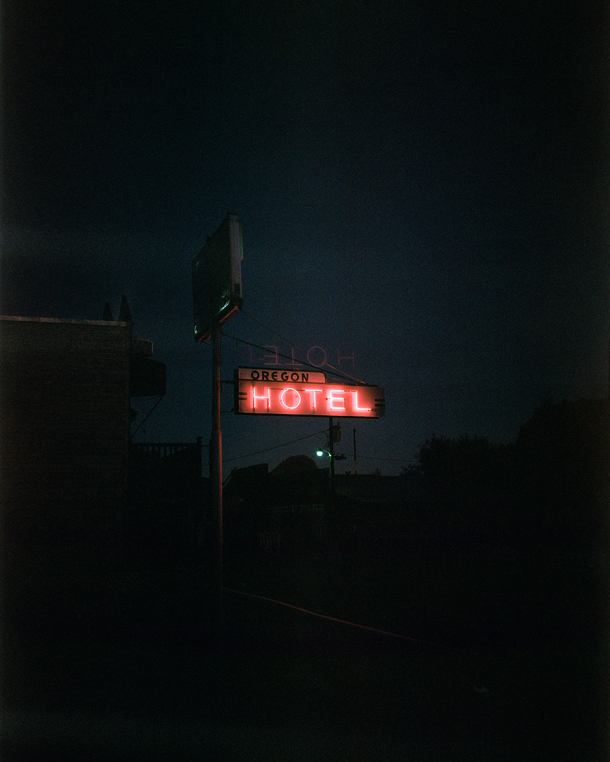 1589806216763-web_OregonMotel_ArnaudMontagard