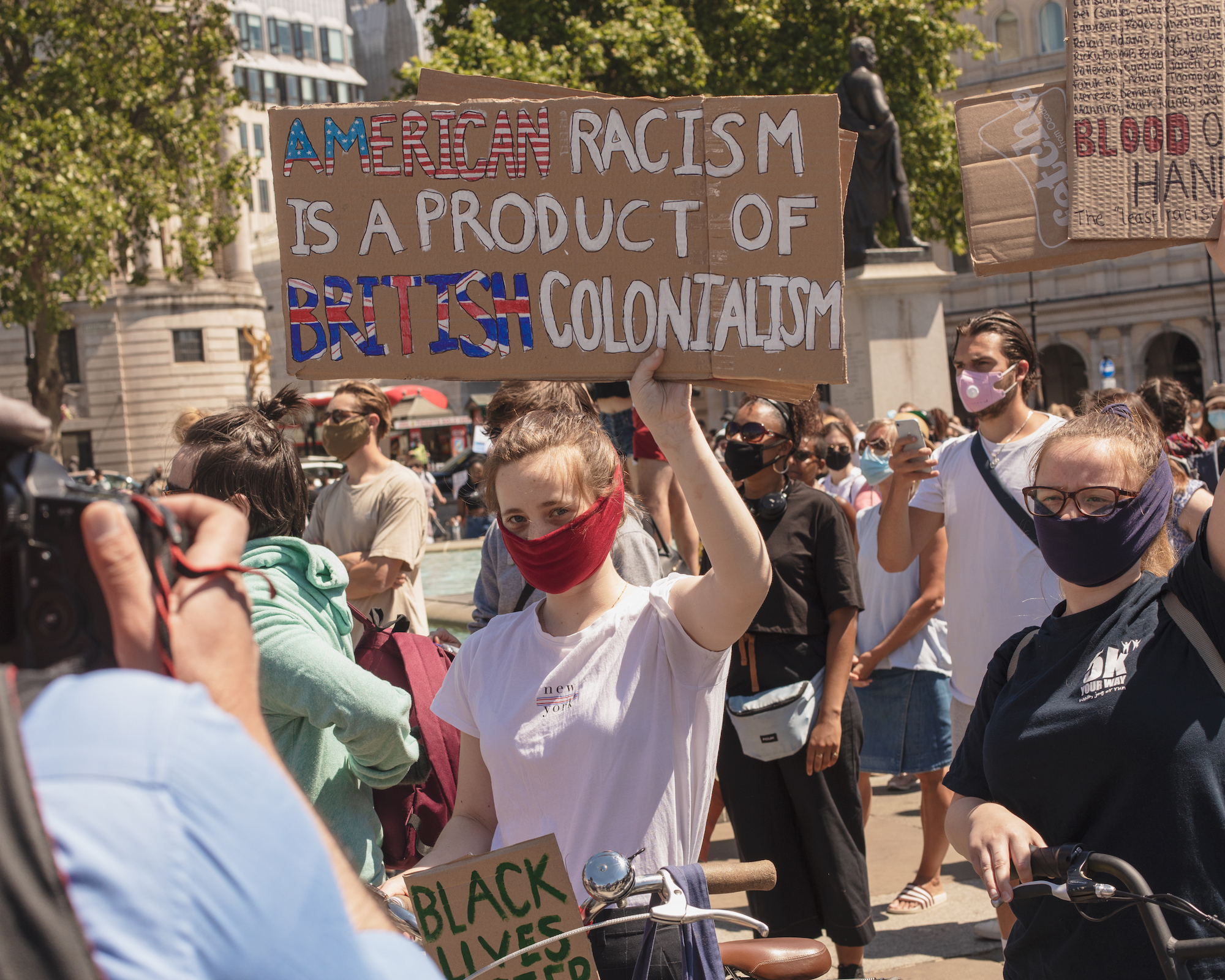 foto-proteste-razzismo-black-lives-matter