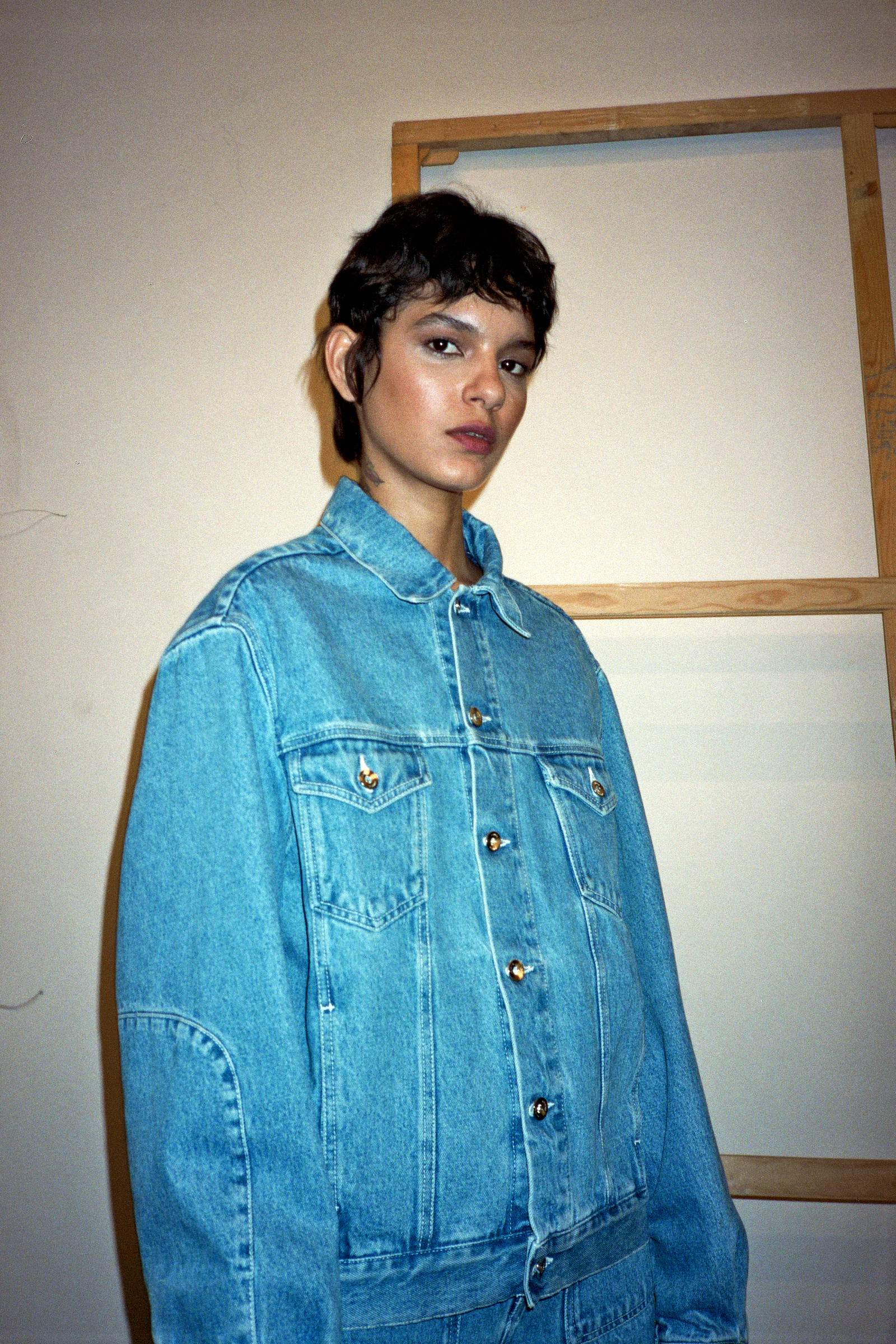 intervista-stylist-andreas-aresti-nuova-collezione-brand-lourdes