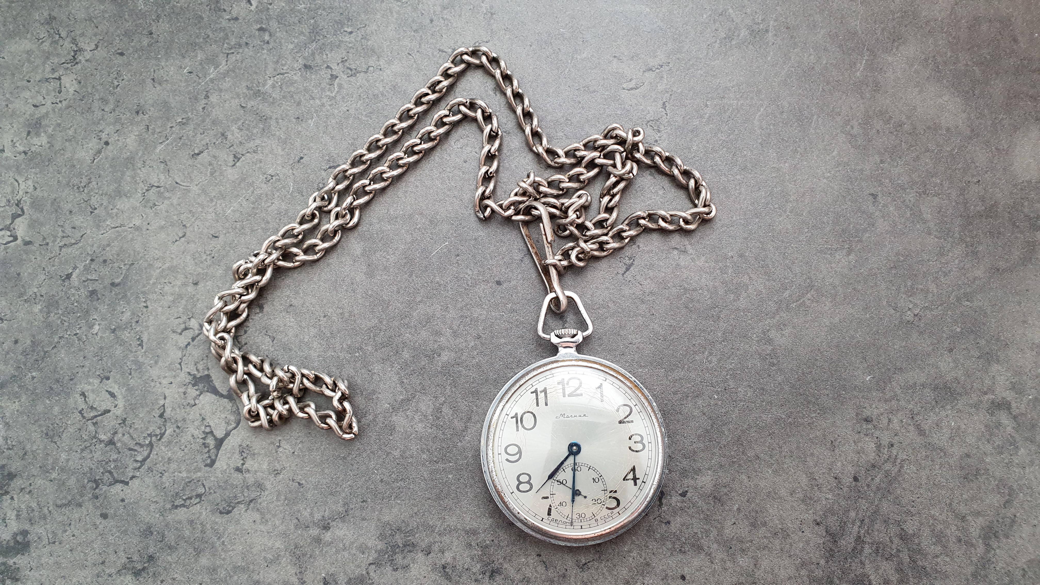 Dženan's father's pocket watch.