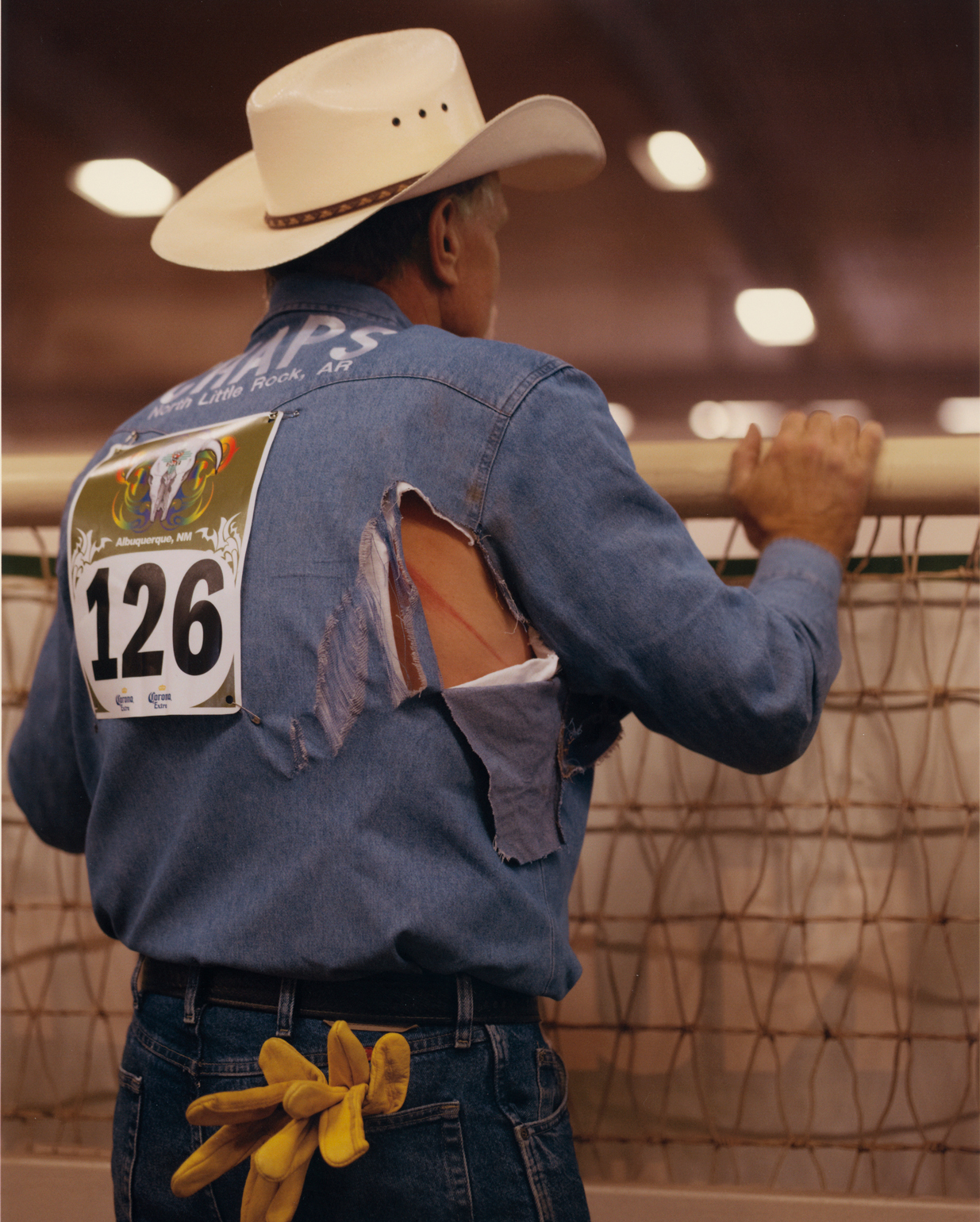 I cowboy queer d'America: intervista al fotografo Luke Gilford
