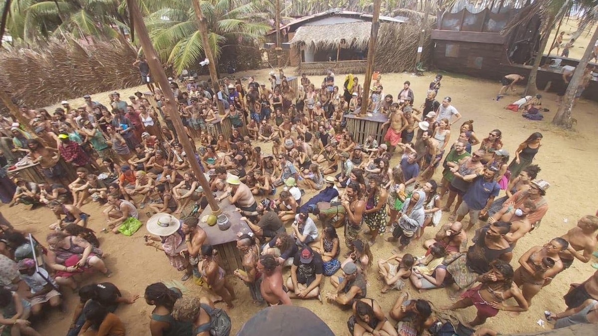 300 pessoas estão presas num festival de música no Panamá por causa do coronavírus