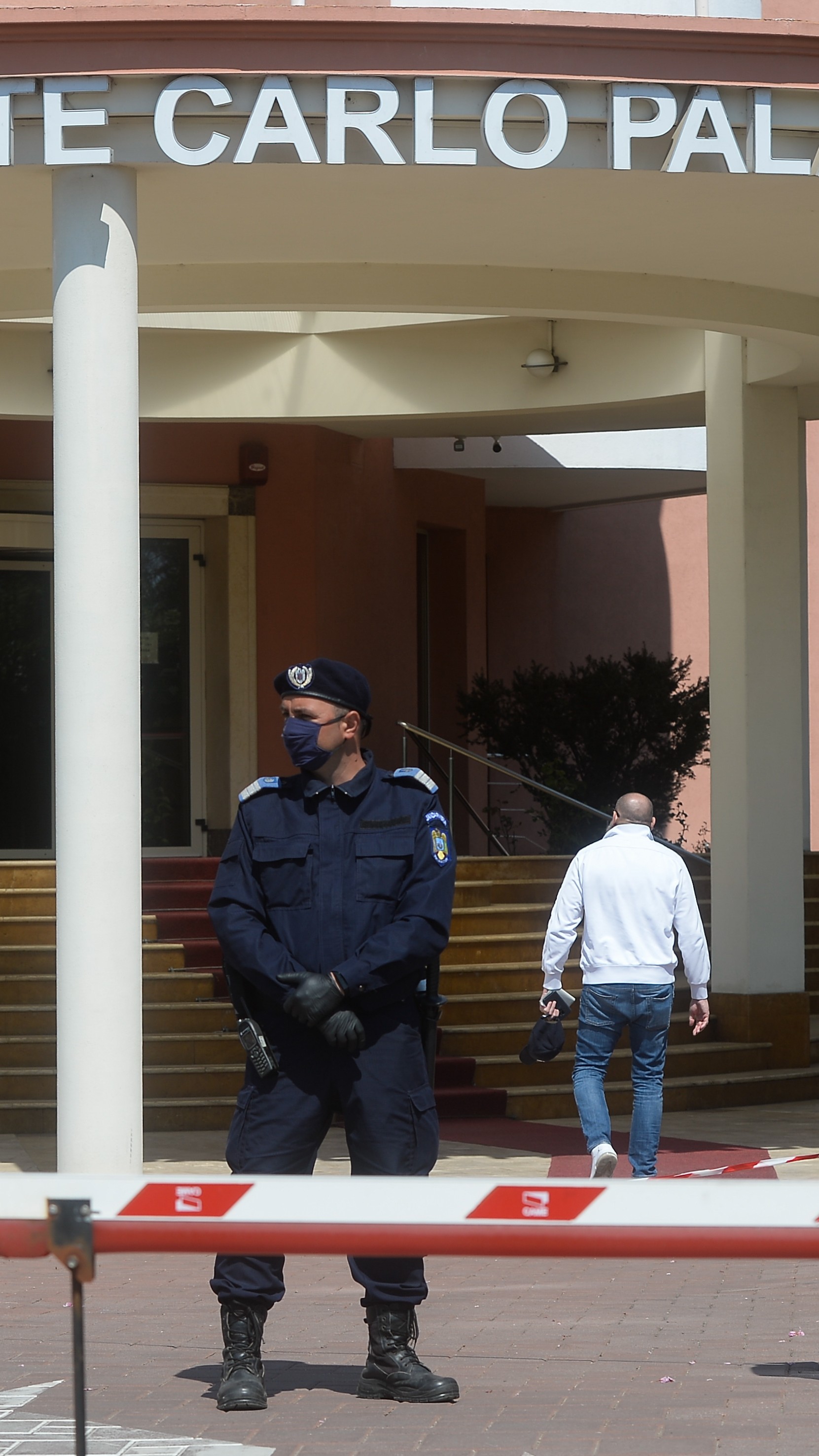 ethical In need of anchor Abuzurile Poliției Române din ultimii 10 ani care îți arată că poți oricând să ți-o iei și tu ethical In need of anchor Abuzurile Poliției Române din ultimii 10 ani care îți arată că poți oricând să ți-o iei și tu