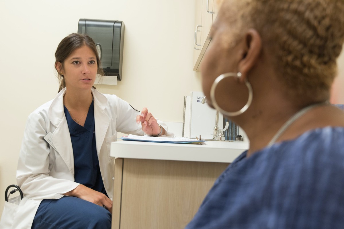 Family Doctors Report Increase in Mental Health Cases During Coronavirus Pandemic: Survey   - VICE Family Doctors Report Increase... 
