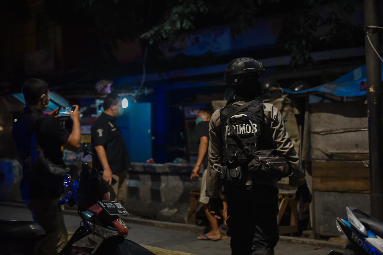 Ramadhan Tiba Di Rumah Aja Versi Polisi Brimob : Inilah ...