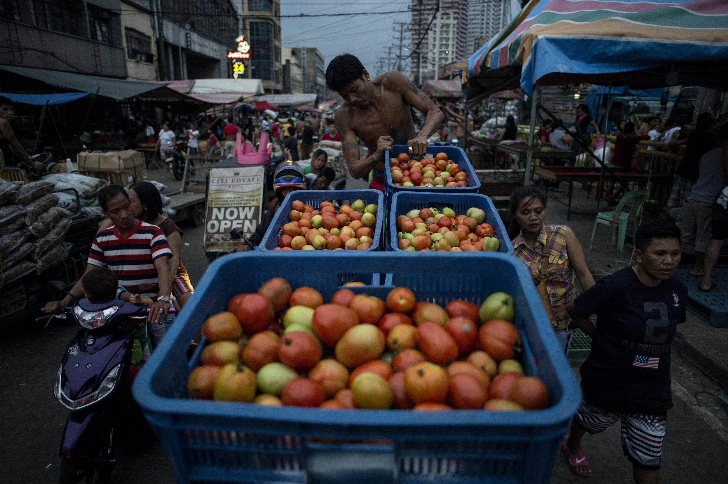 Survey Shows Filipinos Are Struggling With Hunger and Stress Due to