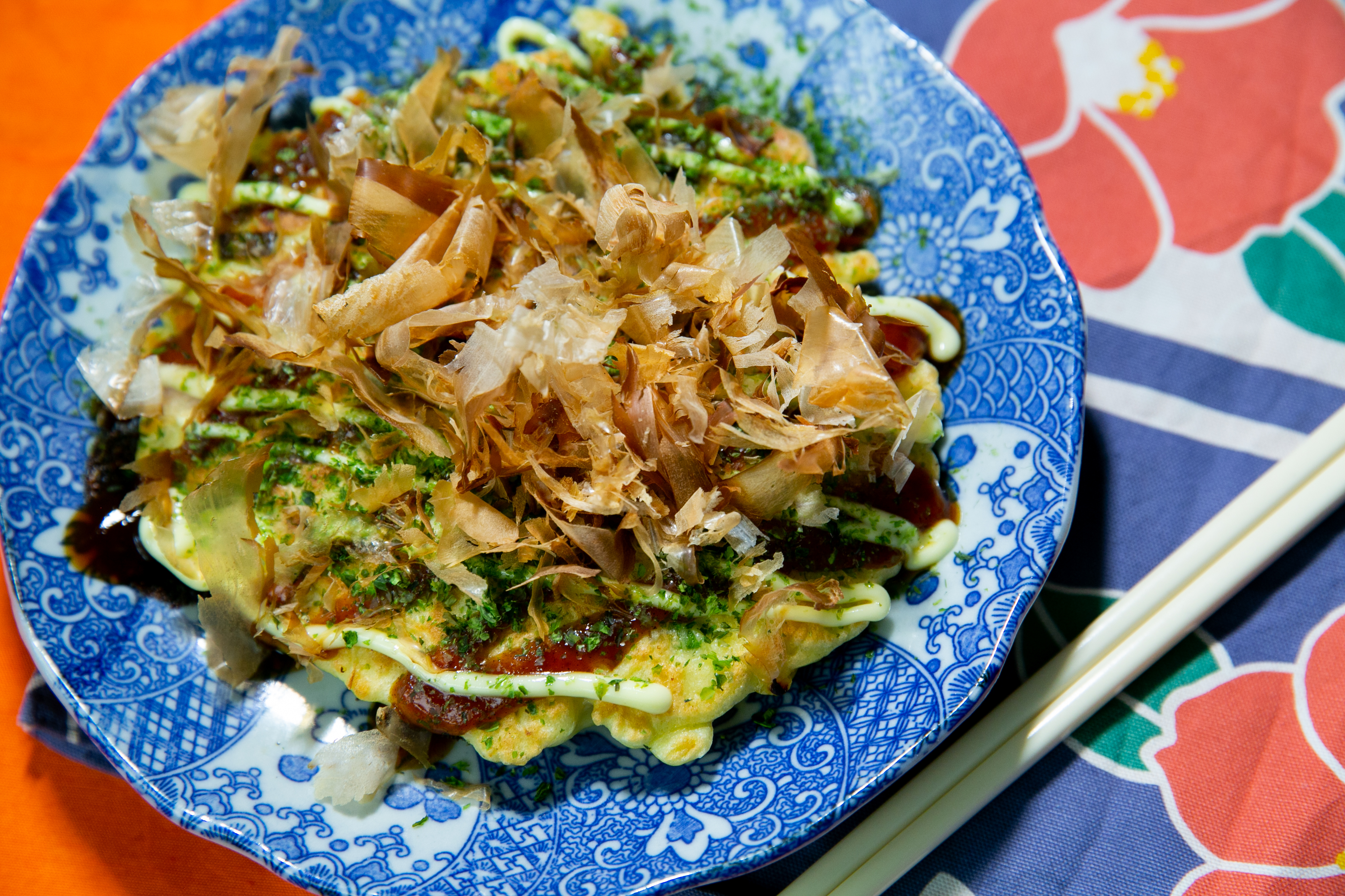 https://video-images.vice.com/test-uploads/articles/5eebdff27de61100950e77d4/lede/1592573925801-okinomiyaki-elena-recipe.jpeg