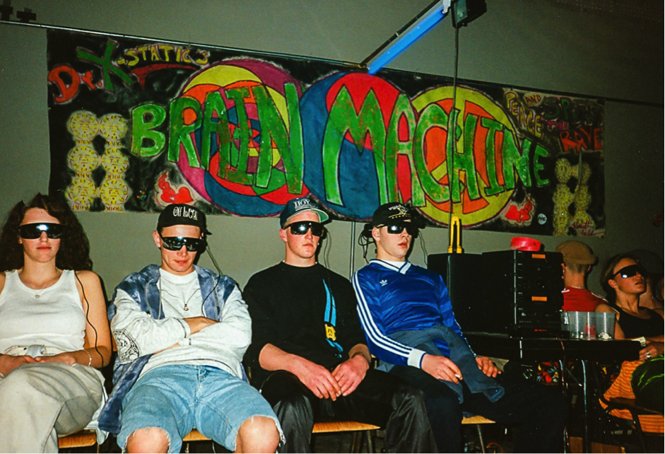 A Photographer s Eye View Of Life In Berlin During The 90s Rave Era 