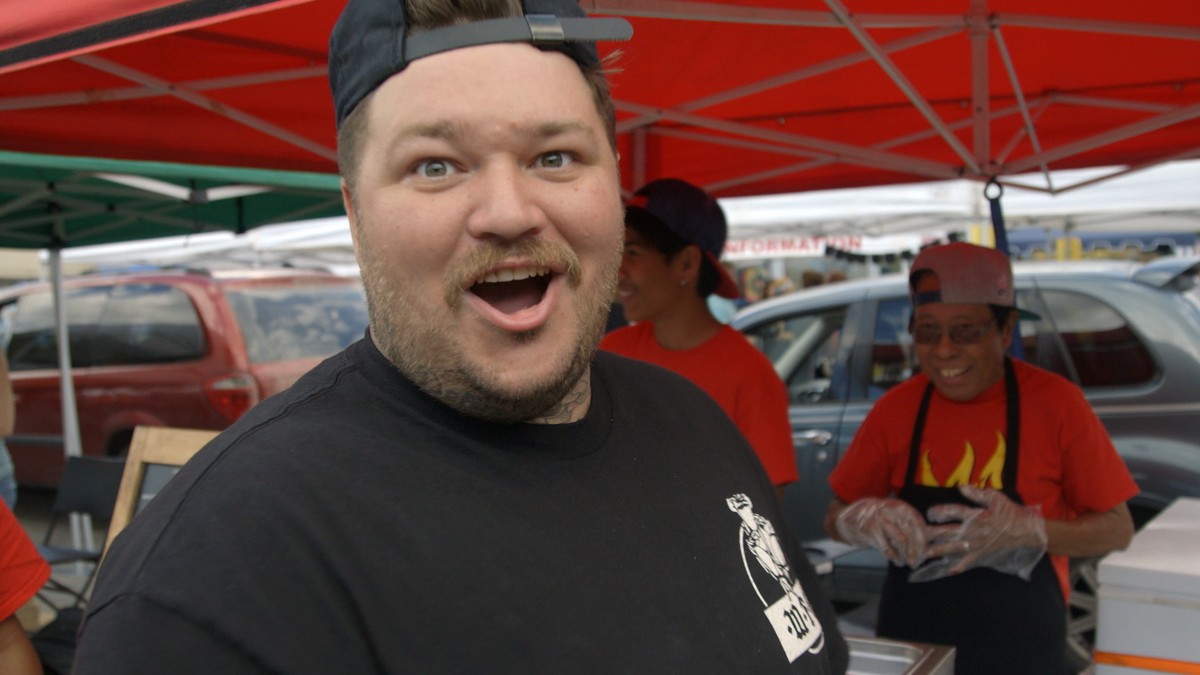 Matty Matheson Learns How To Make FilipinoStyle Sausages VICE Video