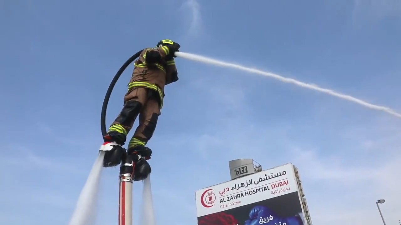 Dubai firefighters aided by water jetpacks – video, World news