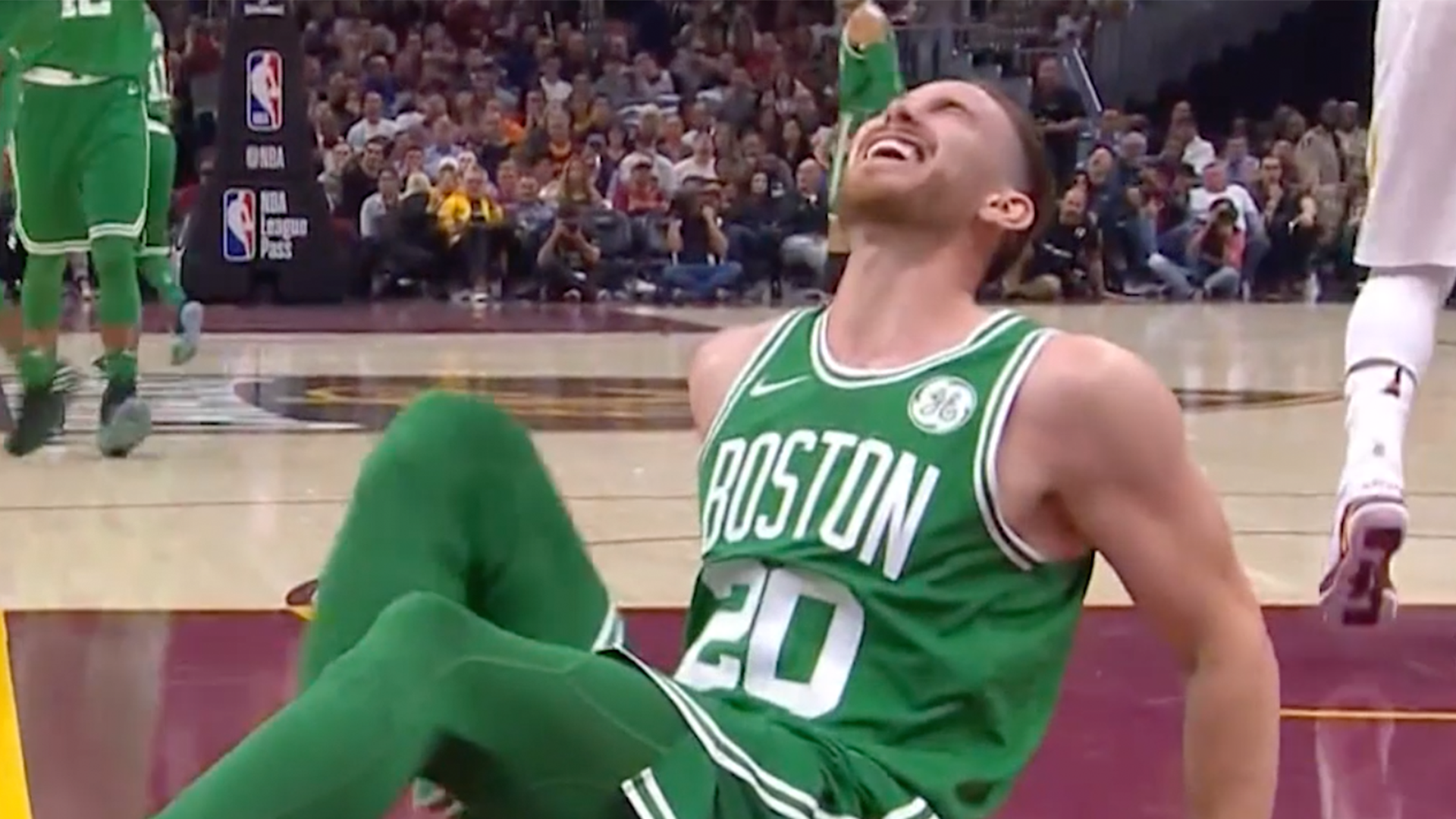 A arrepiante lesão de Gordon Hayward no primeiro jogo pelos Celtics - Vídeo  Dailymotion