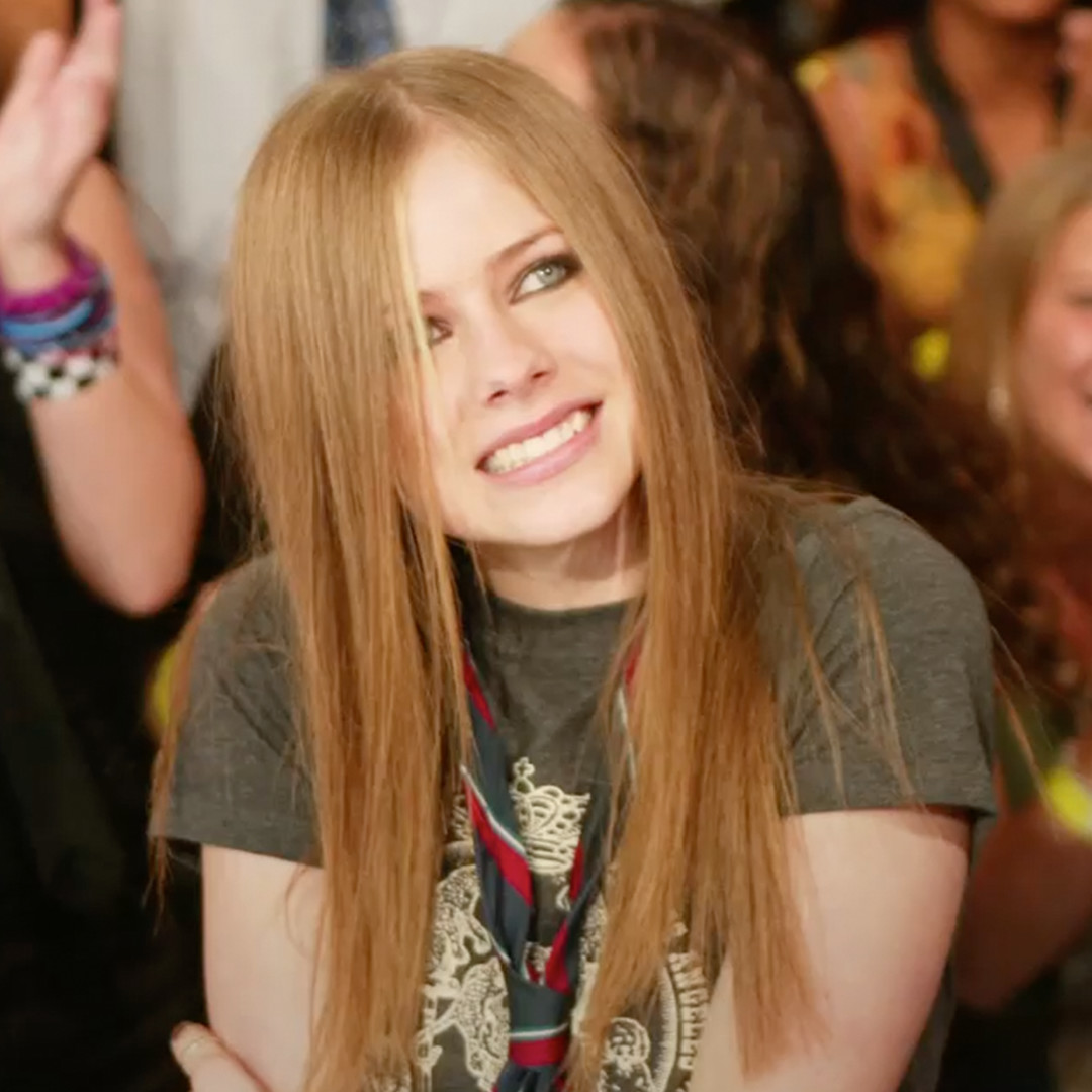 Avril Lavigne Xxx Xxx - Noisey Explains: Avril Lavigne, Dead or Alive? - VICE Video: Documentaries,  Films, News Videos