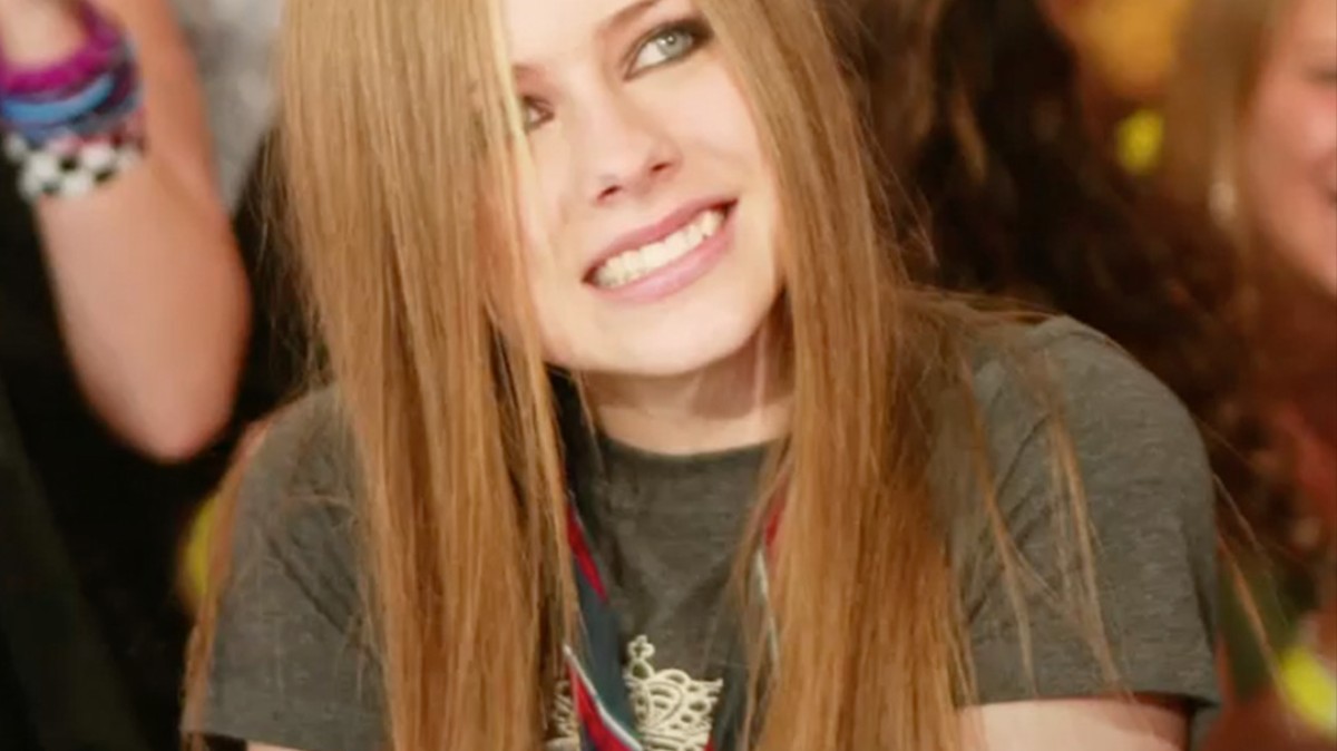 Avril Lavigne Xxx - Noisey Explains: Avril Lavigne, Dead or Alive? - VICE Video: Documentaries,  Films, News Videos