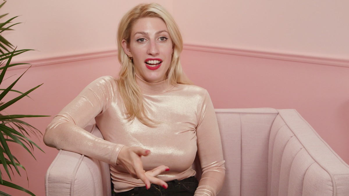 Slutever's Karley Sciortino explains how. 