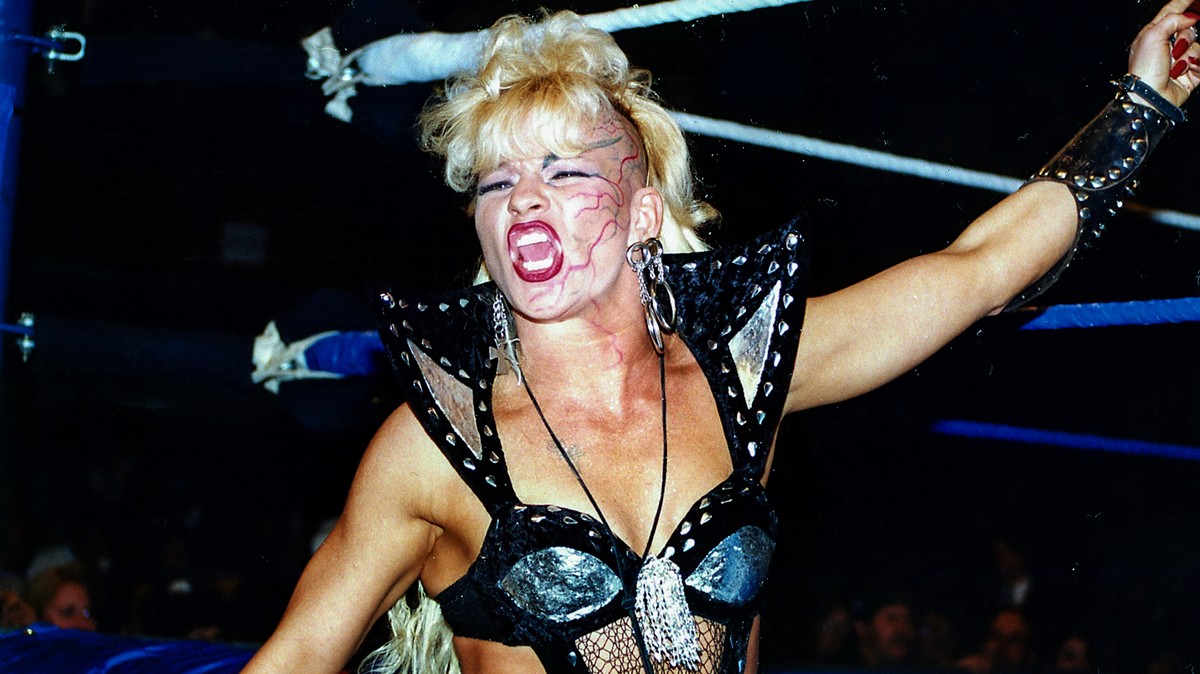 Luna Vachon battled loss and addiction while making her mark on women&#...